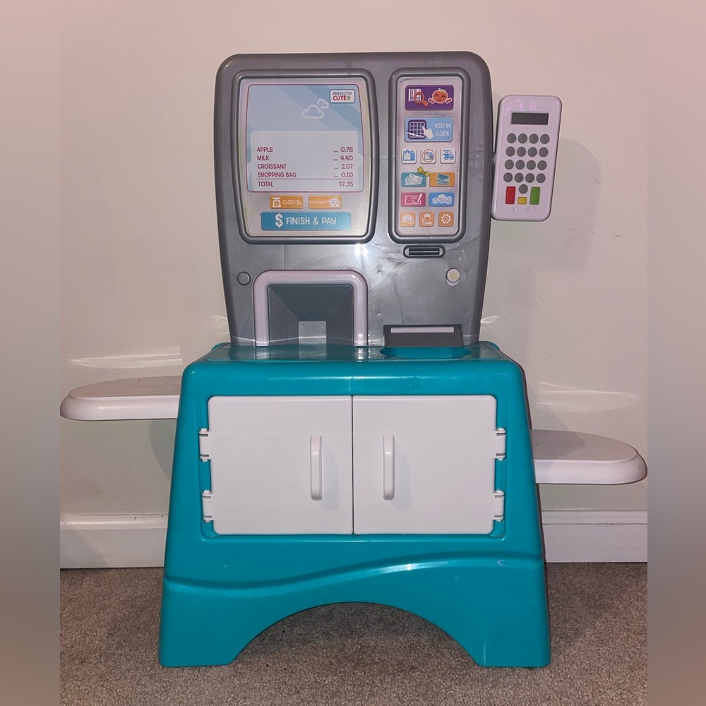 Perfectly Cute Grocery Store Kiosk Playset